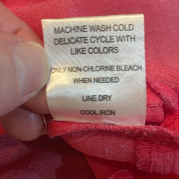 KARYN SEO BOHO EMBROIDERED Top. XL. Sheer. Scalloped edges.  Flowy. Red - Picture 4 of 9